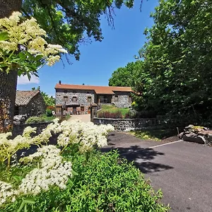  Bed & Breakfast Le Clos Des Pierres Rouges